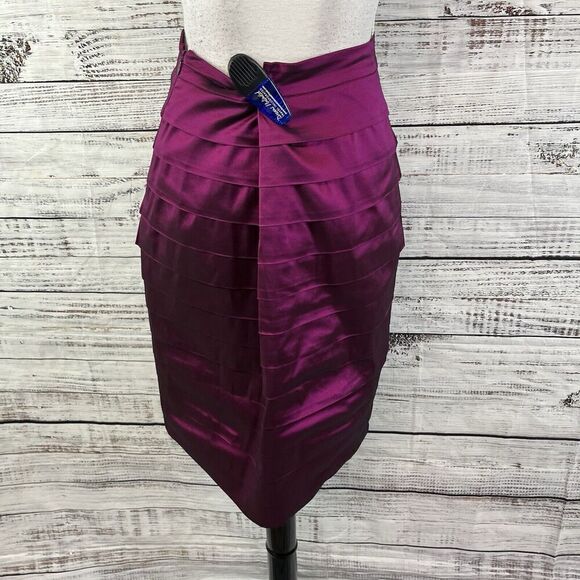 St. John Skirt sz 10 Magenta Taffeta Silk Straight Knee Wedding Cocktail Modest - Picture 9 of 10